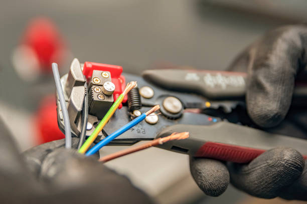 Best Electrician for Home Renovation  in Holton, KS